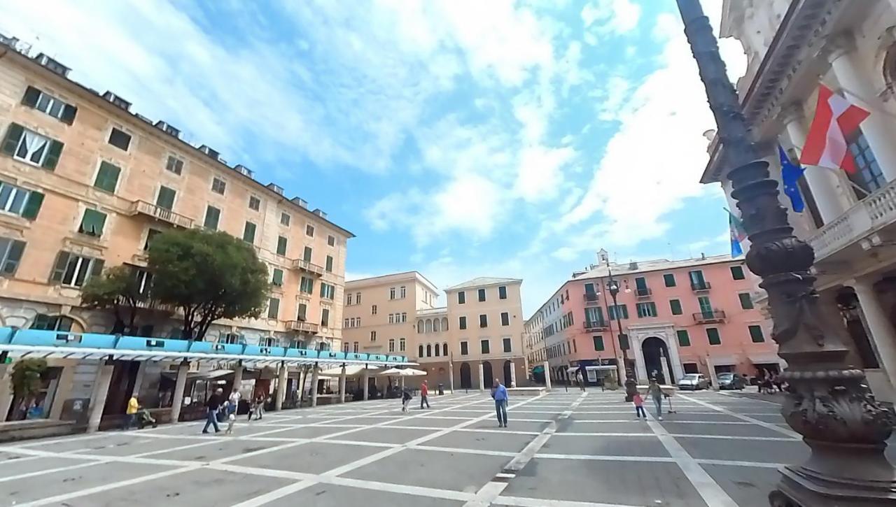 Tra Centro E Mare - Intero Appartamento Con Parcheggio ซาโวนา ภายนอก รูปภาพ