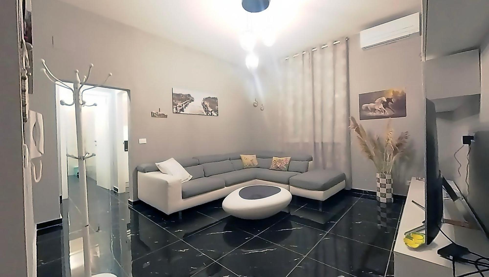 Tra Centro E Mare - Intero Appartamento Con Parcheggio ซาโวนา ภายนอก รูปภาพ